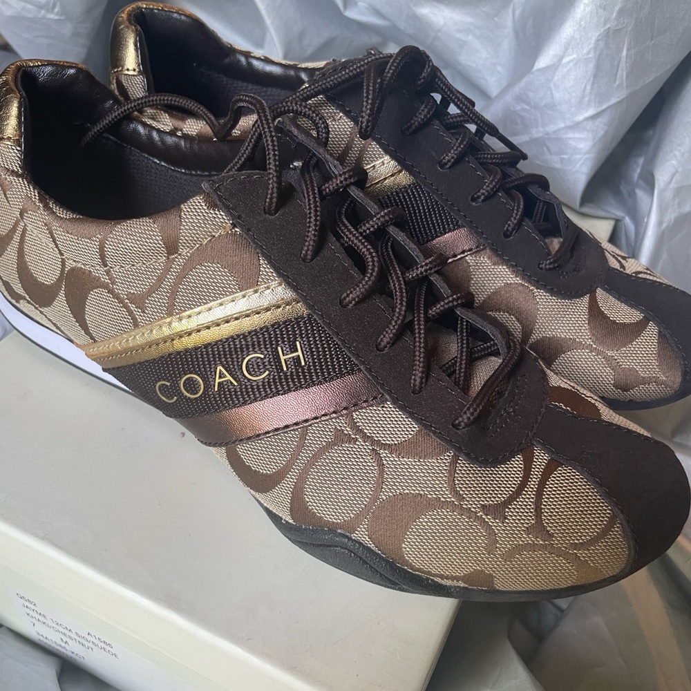Coach Jayme Signature canvas & suede Khaki/chestnut sneakers - size 7